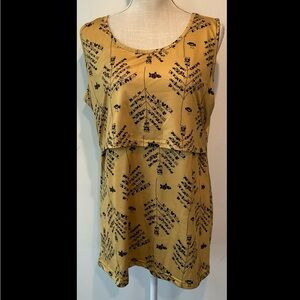 Double layer fashion tank - EUC
